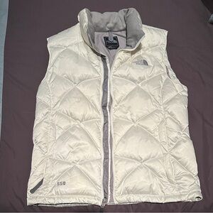 The North Face 550 Vest Women's Large White Satin Puffer Goose Down Quilted Full